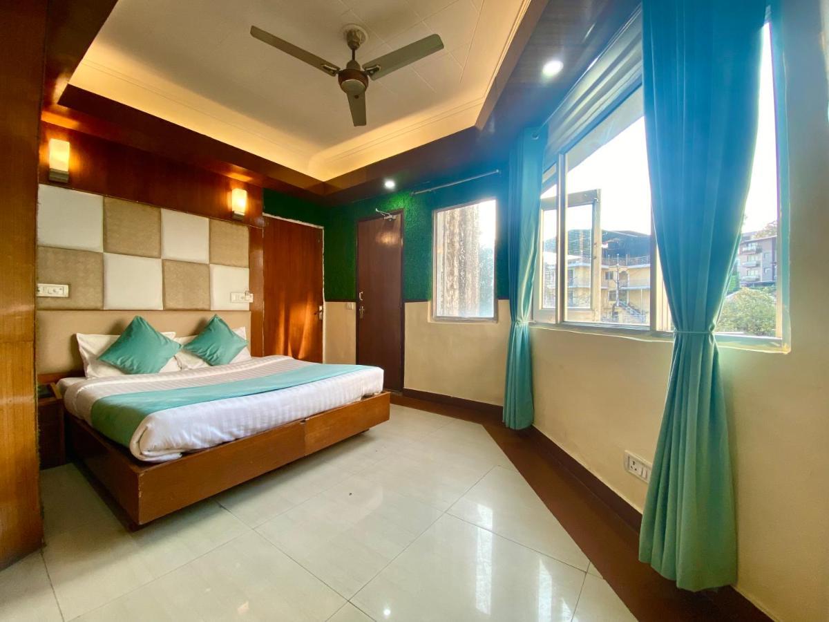 Riversun Hotel Mall Road Mussoorie Exterior photo