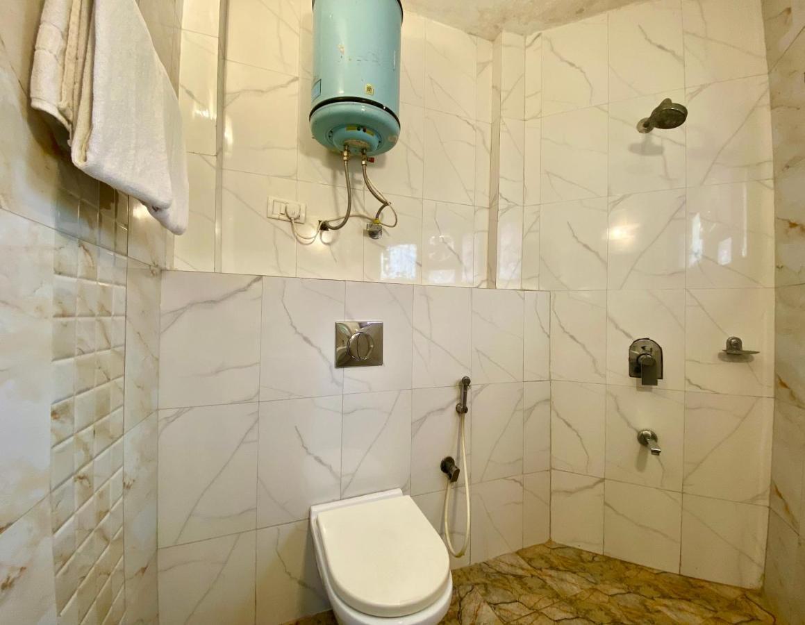 Riversun Hotel Mall Road Mussoorie Exterior photo